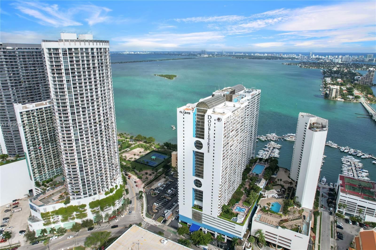 Real estate property located at 1717 Bayshore Dr A-3144, Miami-dade, Venetia Condo, Miami, FL