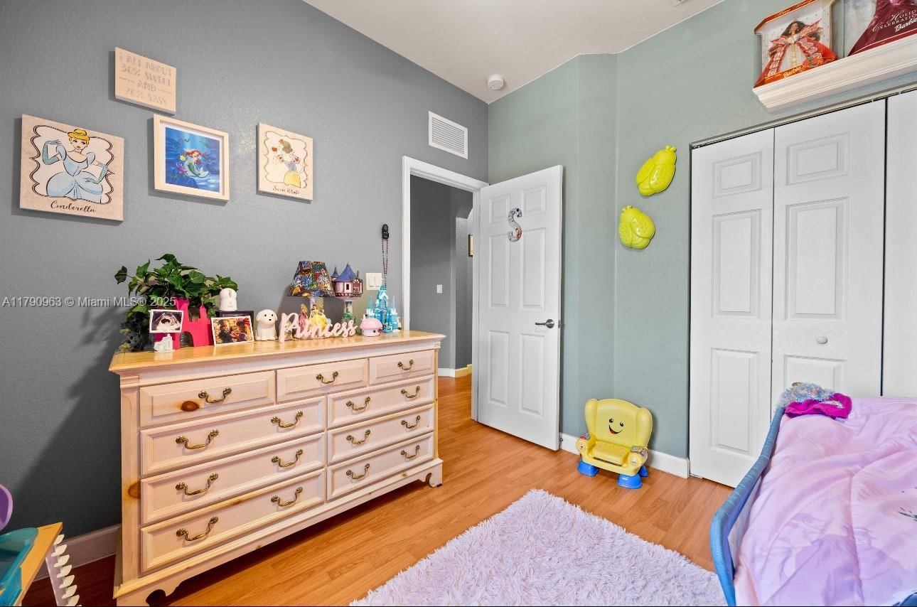 Real estate property located at 3427 89th Ter, Miami-dade, Bellagio, Hialeah, FL