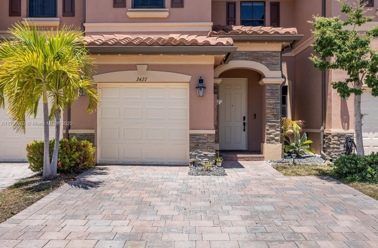 Real estate property located at 3427 89th Ter, Miami-dade, Bellagio, Hialeah, FL