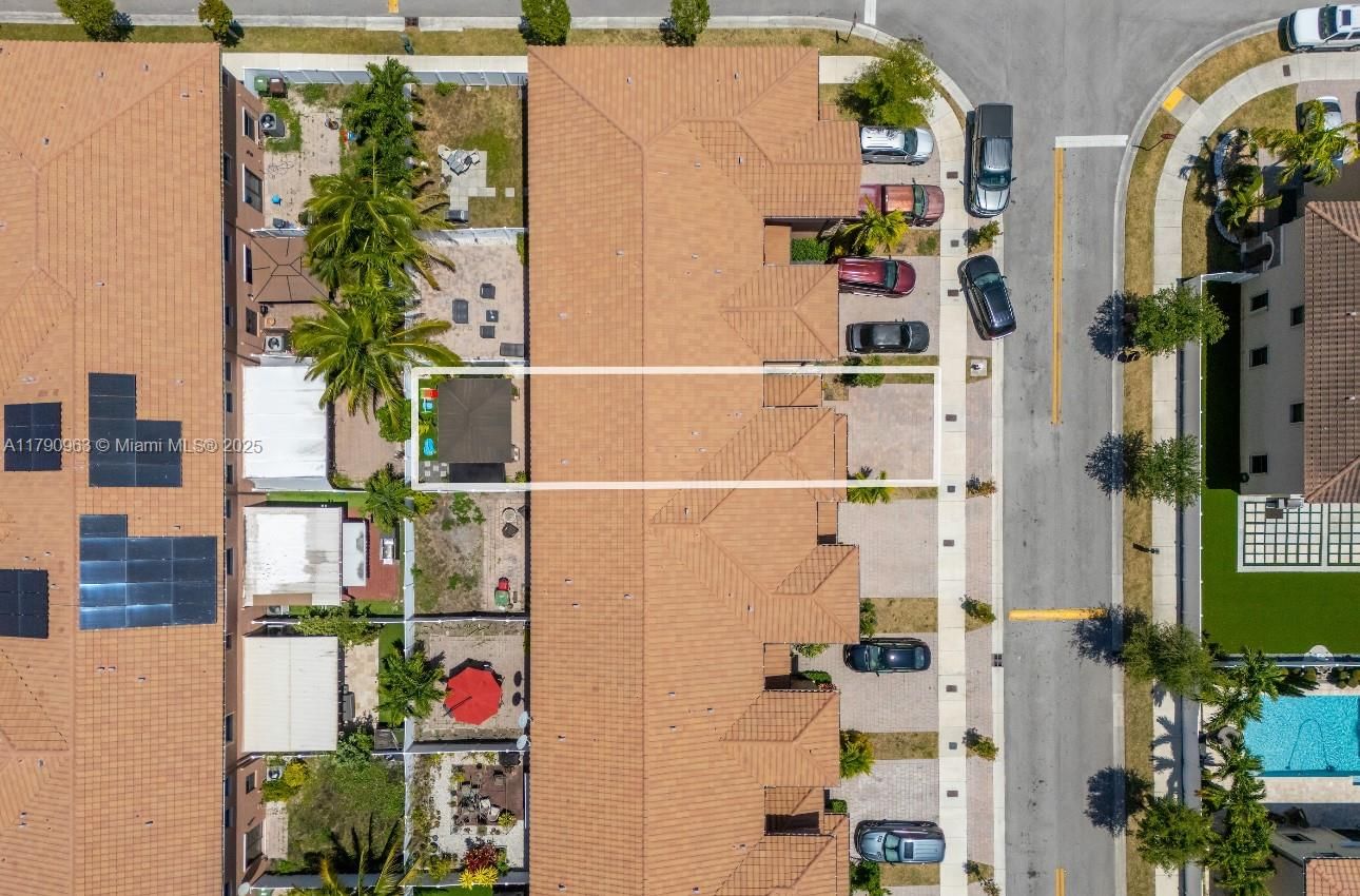 Real estate property located at 3427 89th Ter, Miami-dade, Bellagio, Hialeah, FL