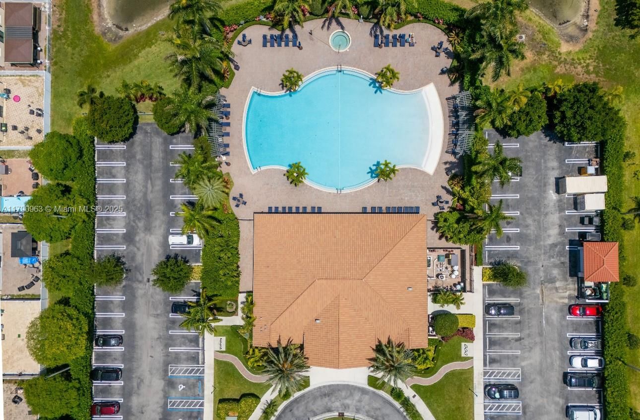 Real estate property located at 3427 89th Ter, Miami-dade, Bellagio, Hialeah, FL