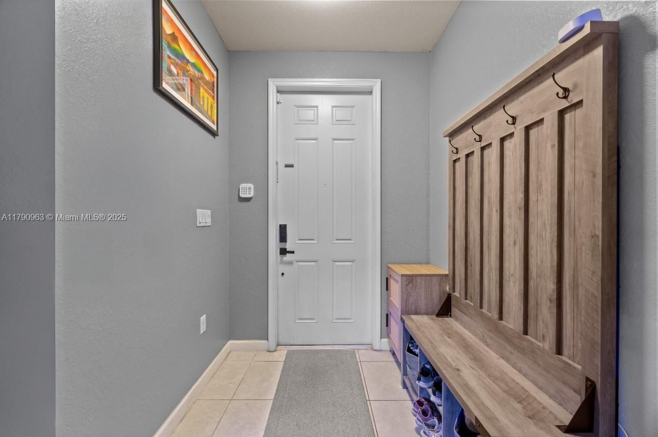 Real estate property located at 3427 89th Ter, Miami-dade, Bellagio, Hialeah, FL