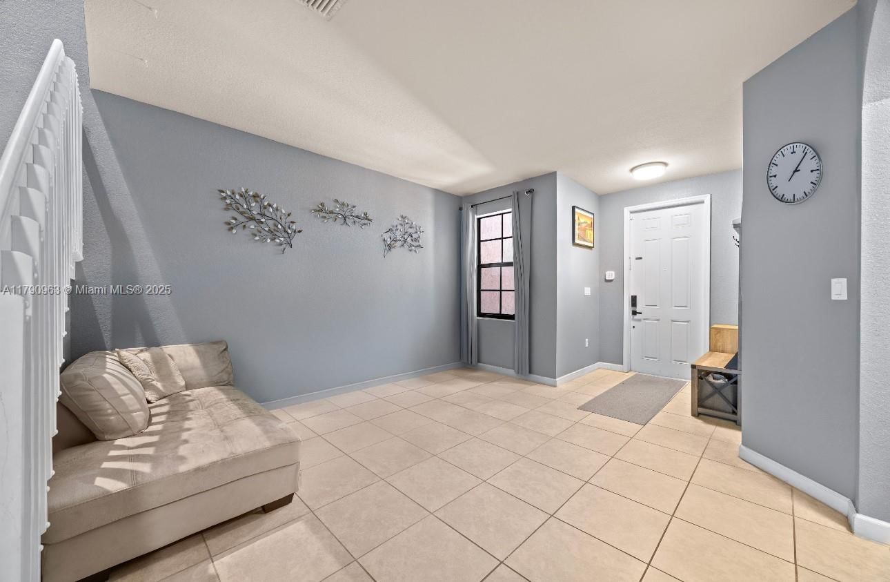 Real estate property located at 3427 89th Ter, Miami-dade, Bellagio, Hialeah, FL
