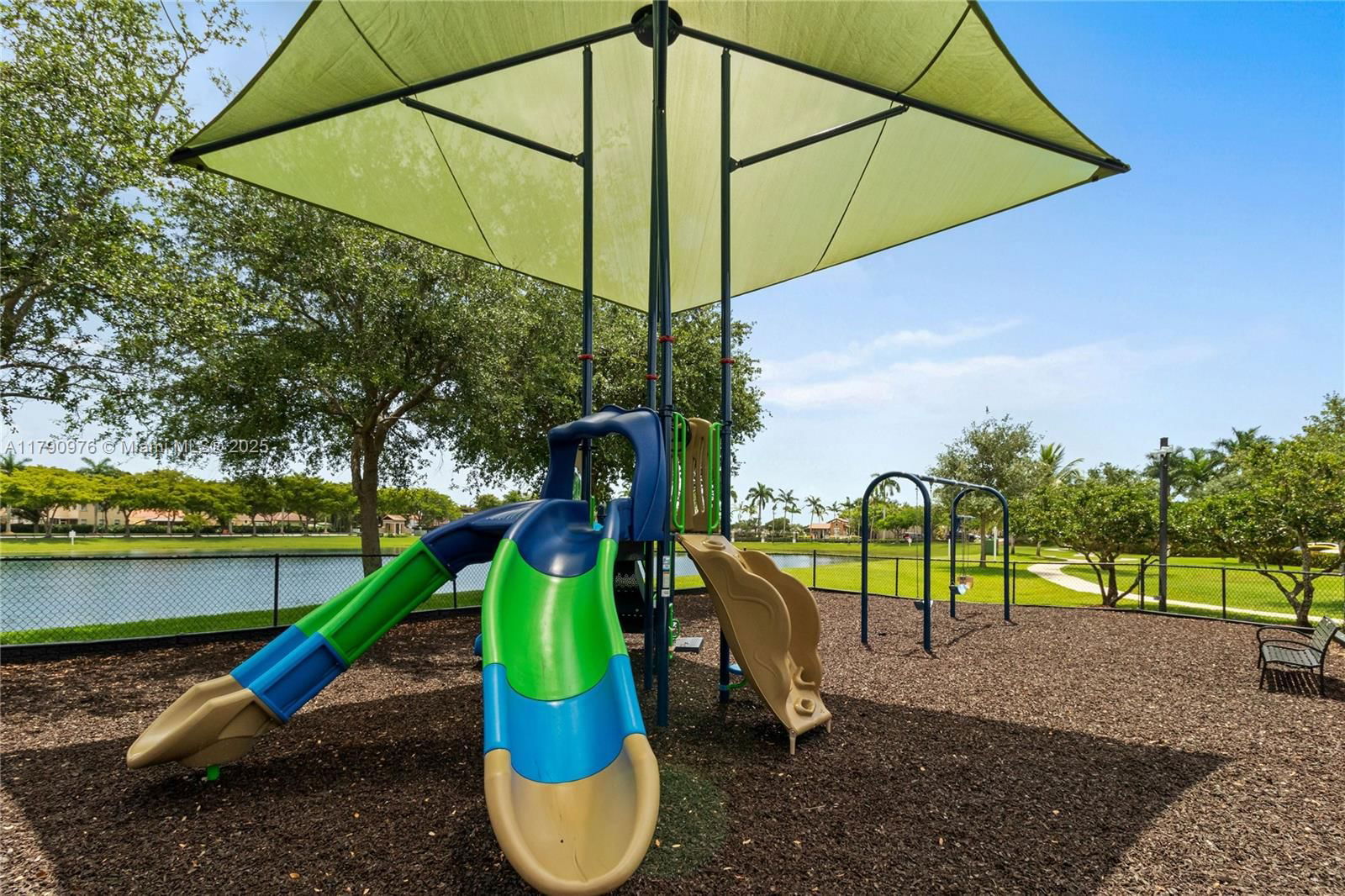 Real estate property located at 22364 89th Path, Miami-dade, Lakes By The Bay Gee, Cutler Bay, FL