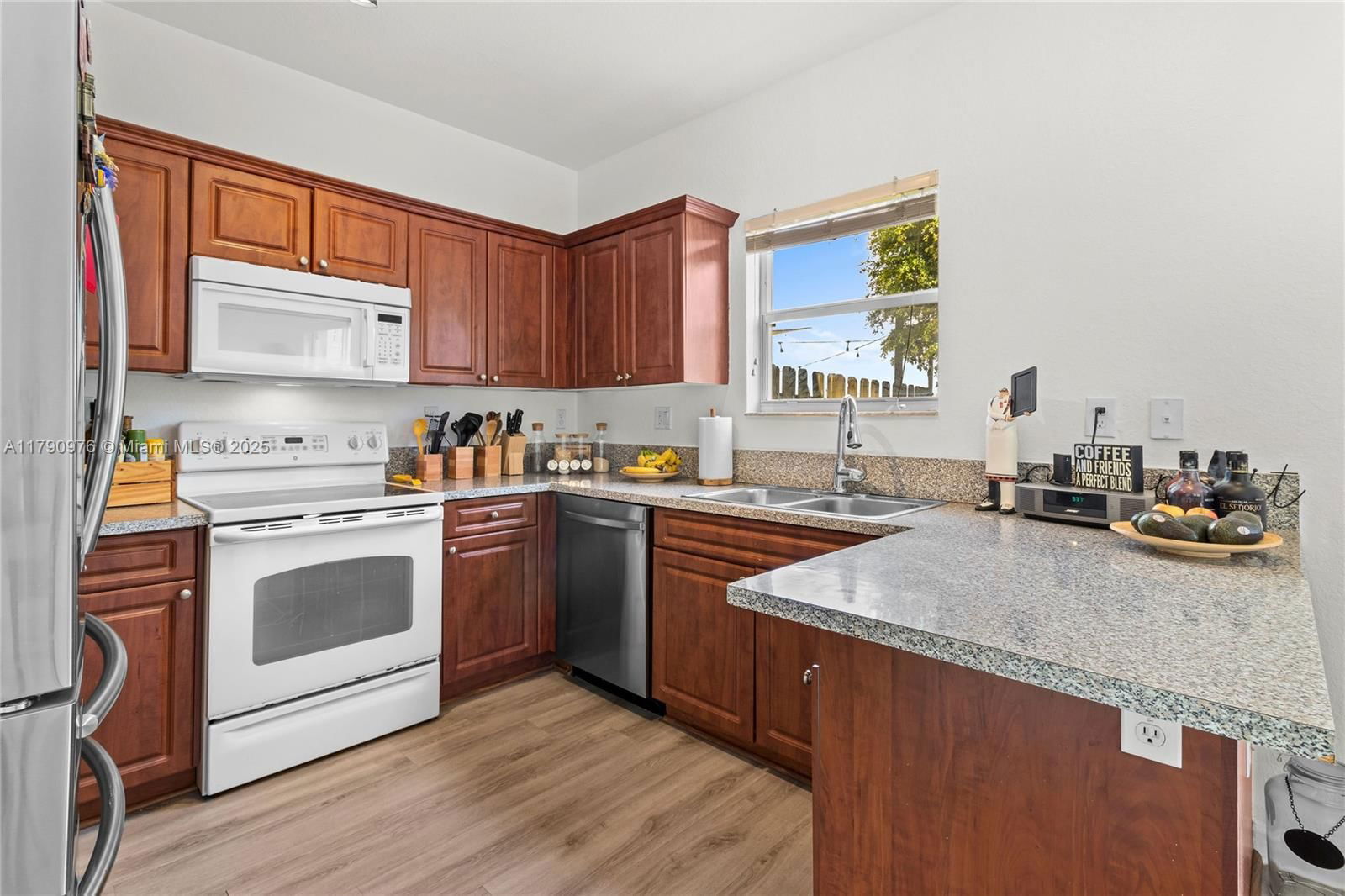 Real estate property located at 22364 89th Path, Miami-dade, Lakes By The Bay Gee, Cutler Bay, FL