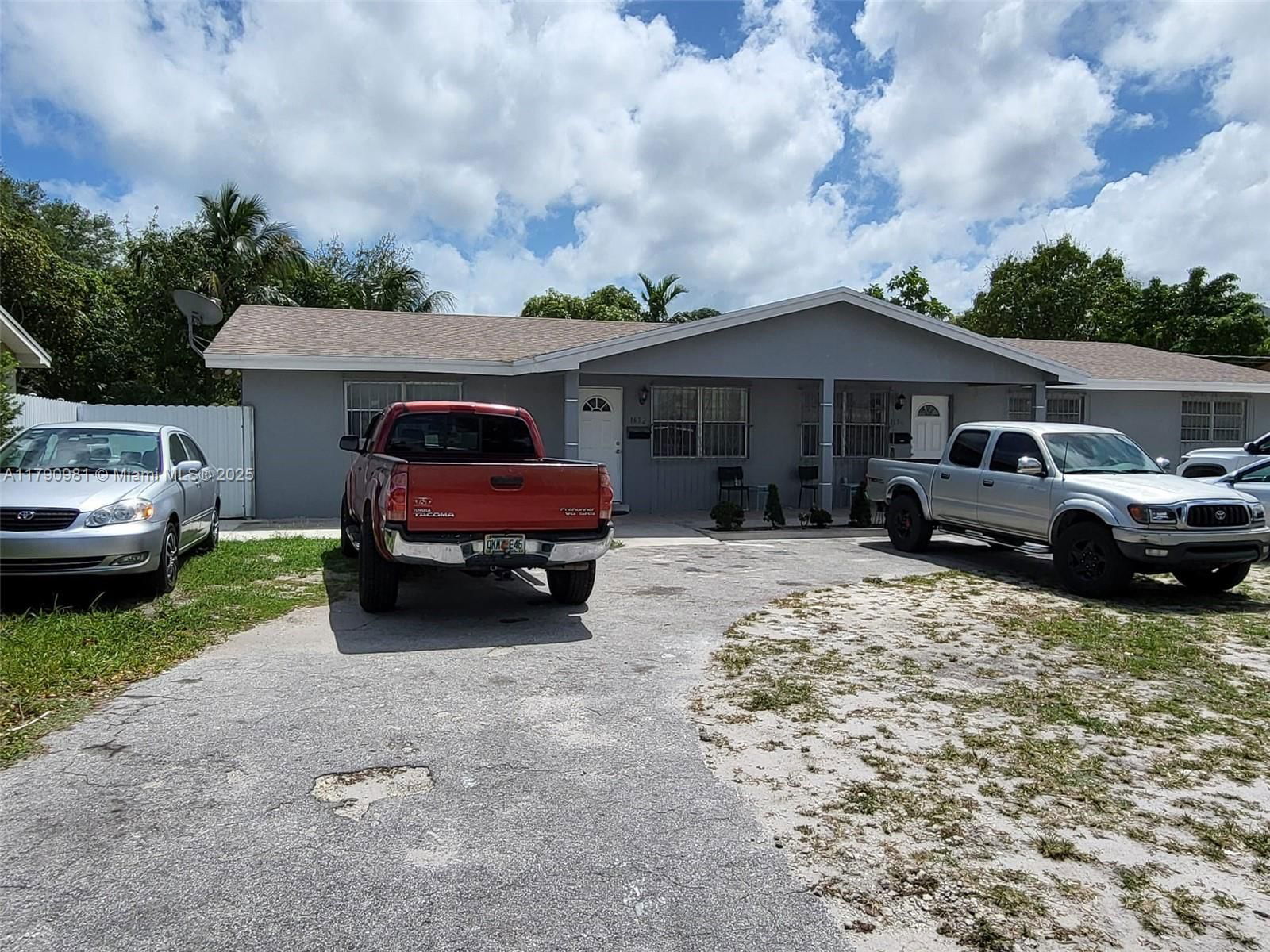 Real estate property located at 1650 147th St, Miami-dade, Arch Creeks Estates, Miami, FL