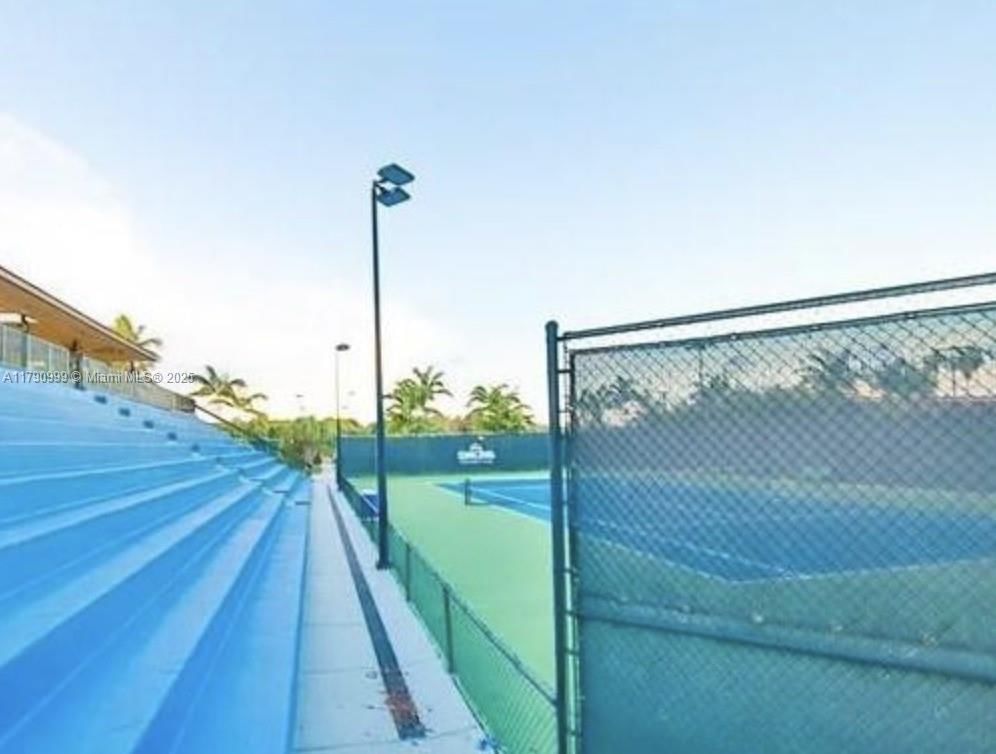 Real estate property located at 9725 52nd St #407, Miami-dade, Doral House Condo No 3, Doral, FL