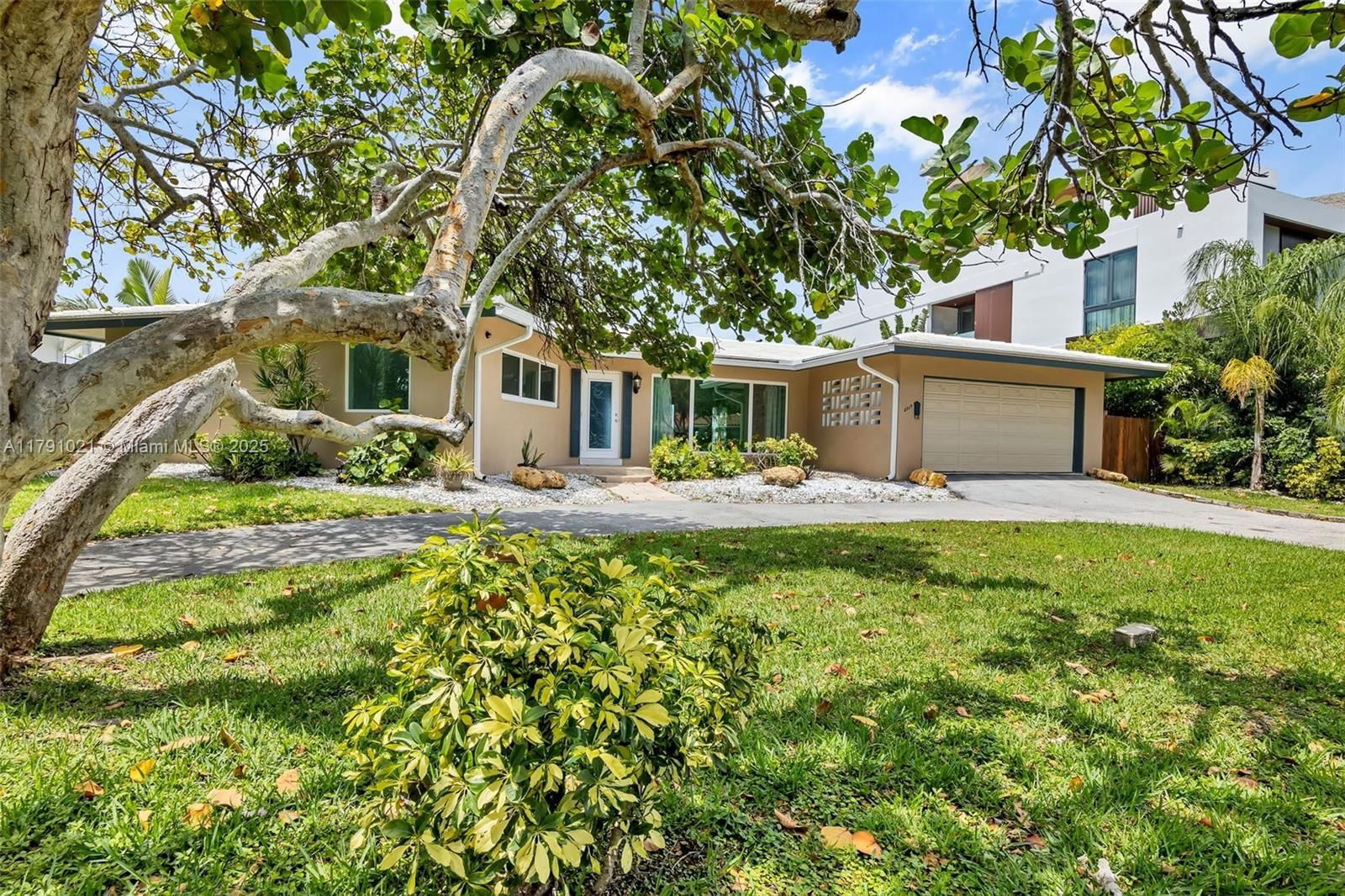 Real estate property located at 2019 31st Ave, Broward, Lauderdale Beach Ext, Fort Lauderdale, FL