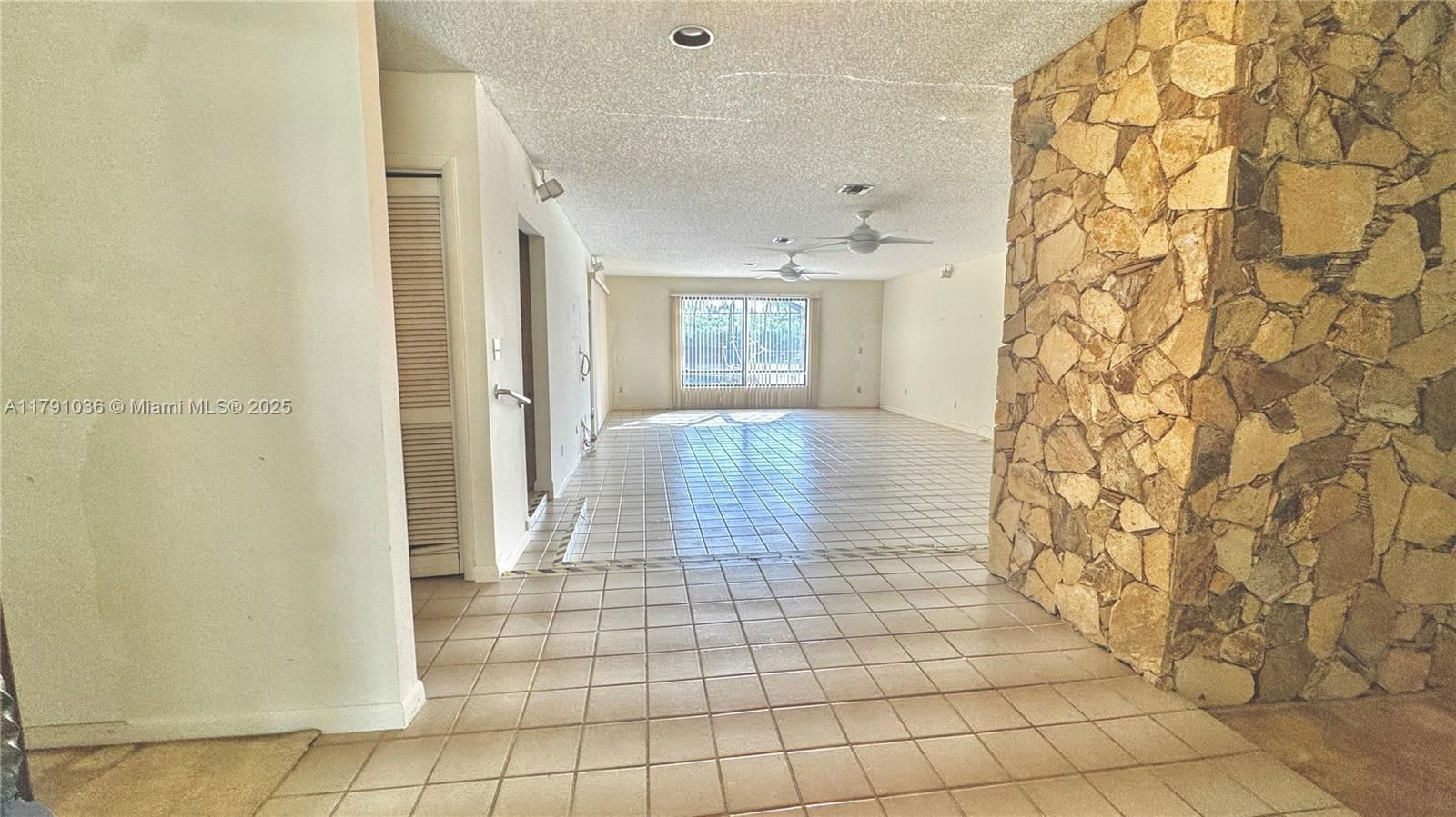 Real estate property located at 7850 83rd Ct, Miami-dade, Kings Creek North Sec 2, Miami, FL