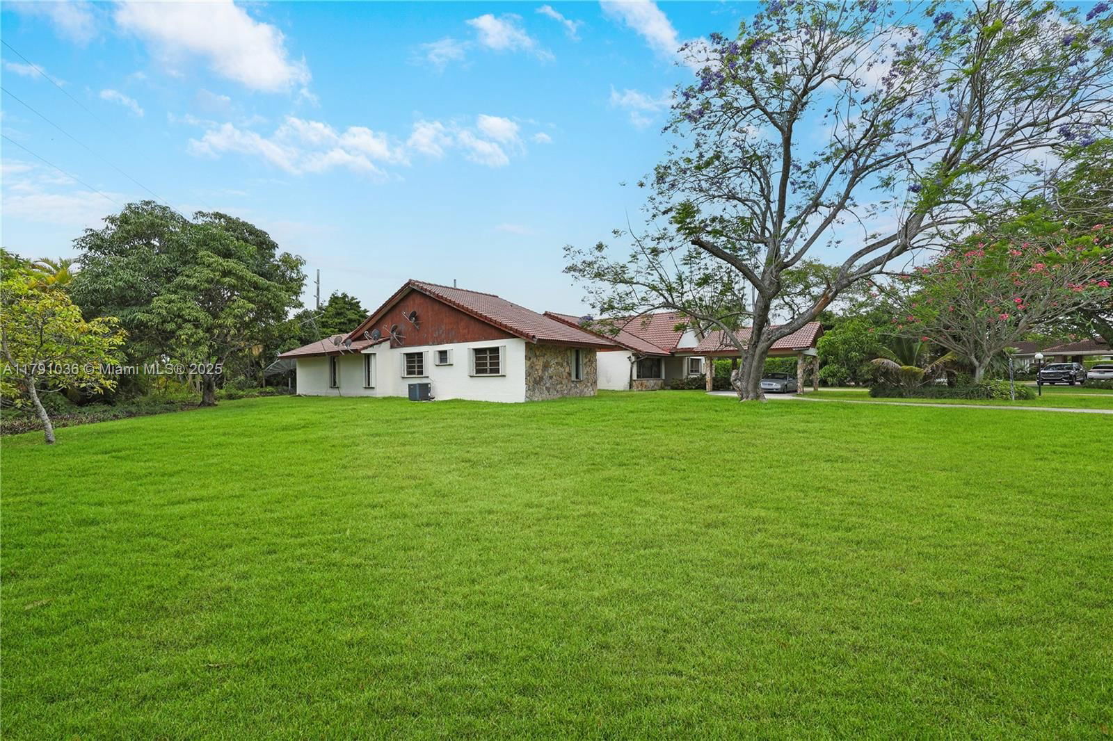 Real estate property located at 7850 83rd Ct, Miami-dade, Kings Creek North Sec 2, Miami, FL