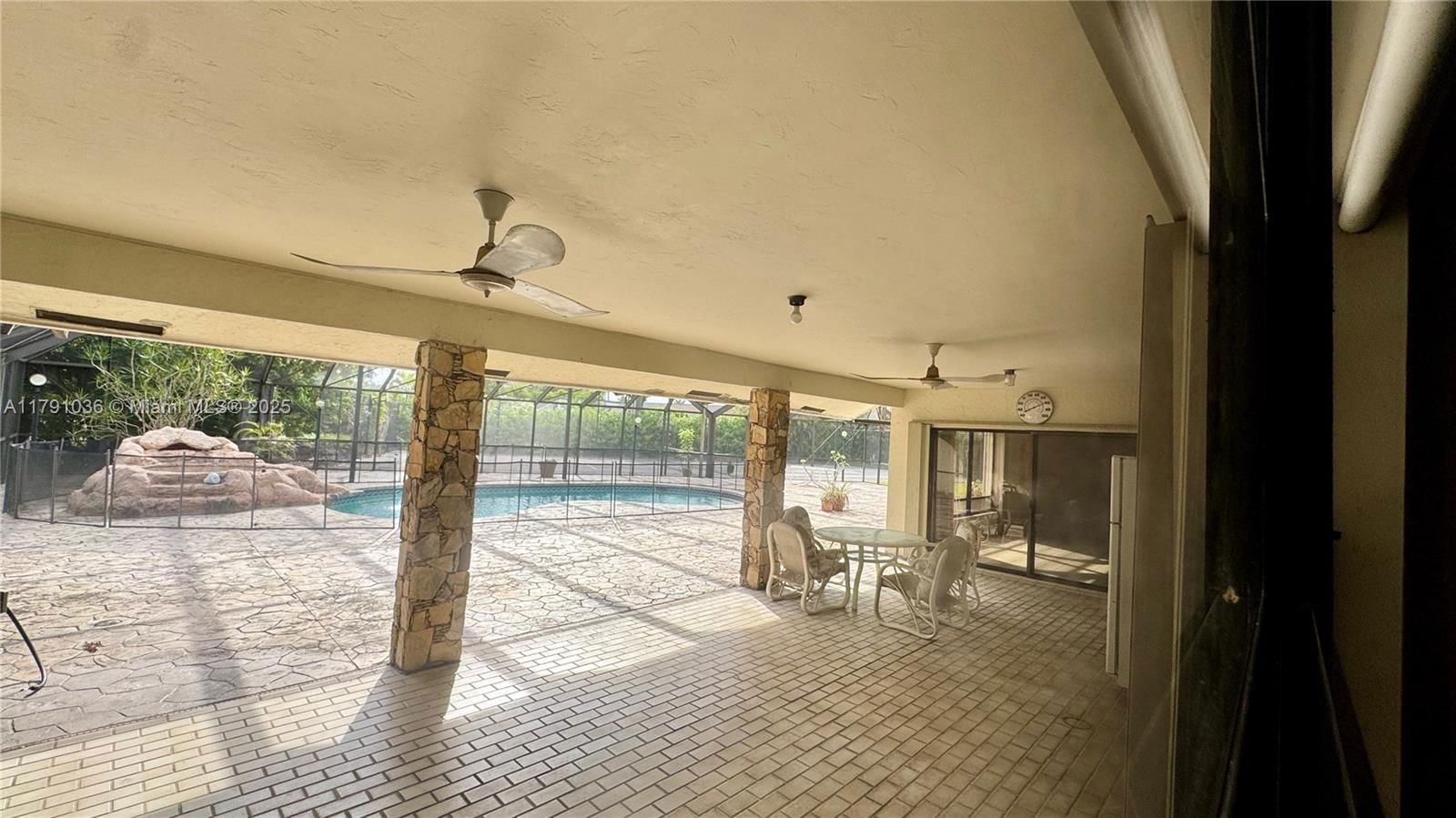Real estate property located at 7850 83rd Ct, Miami-dade, Kings Creek North Sec 2, Miami, FL