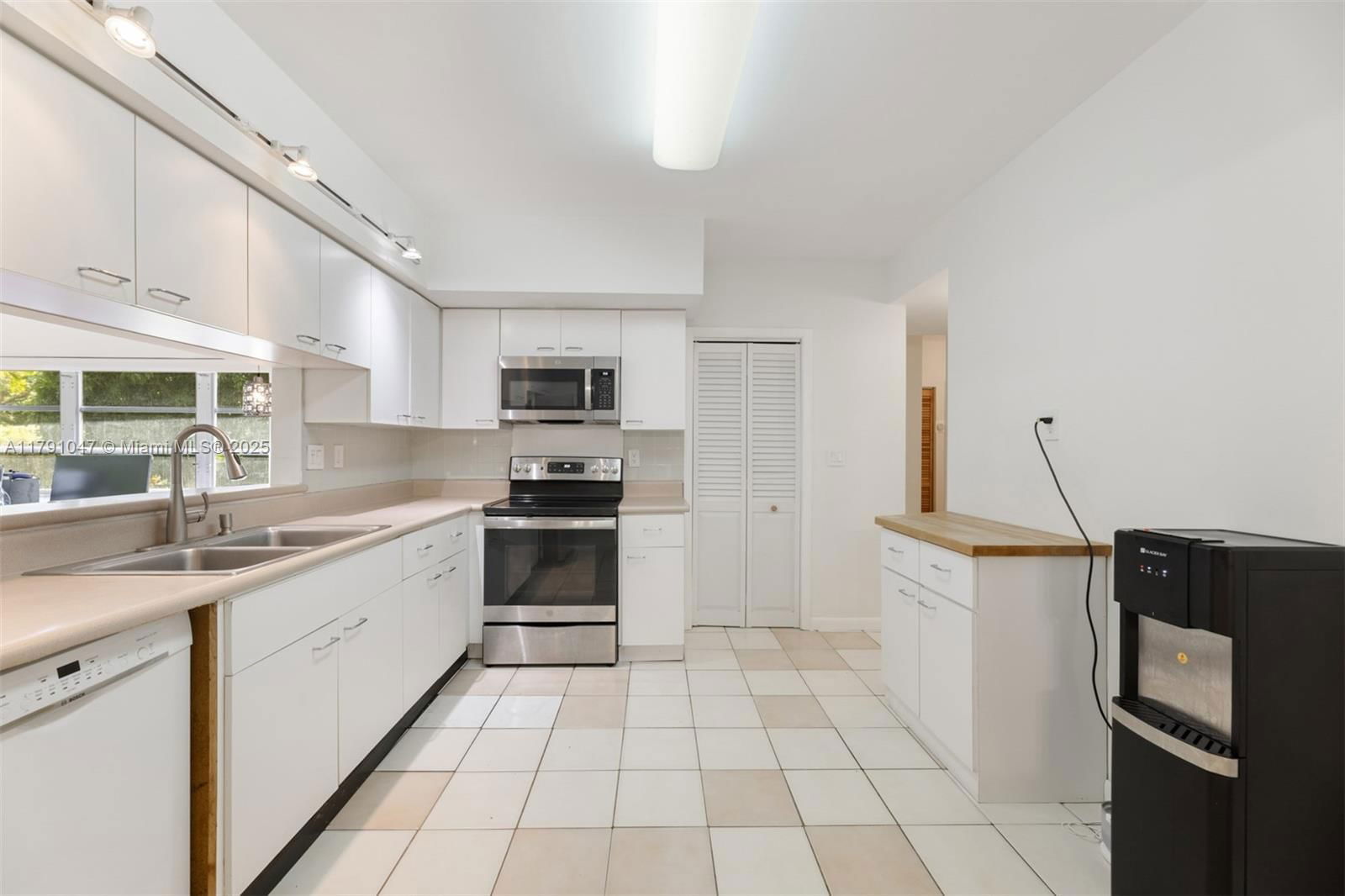 Real estate property located at 7920 132nd St, Miami-dade, Pine Tree Estates 1st Add, Pinecrest, FL