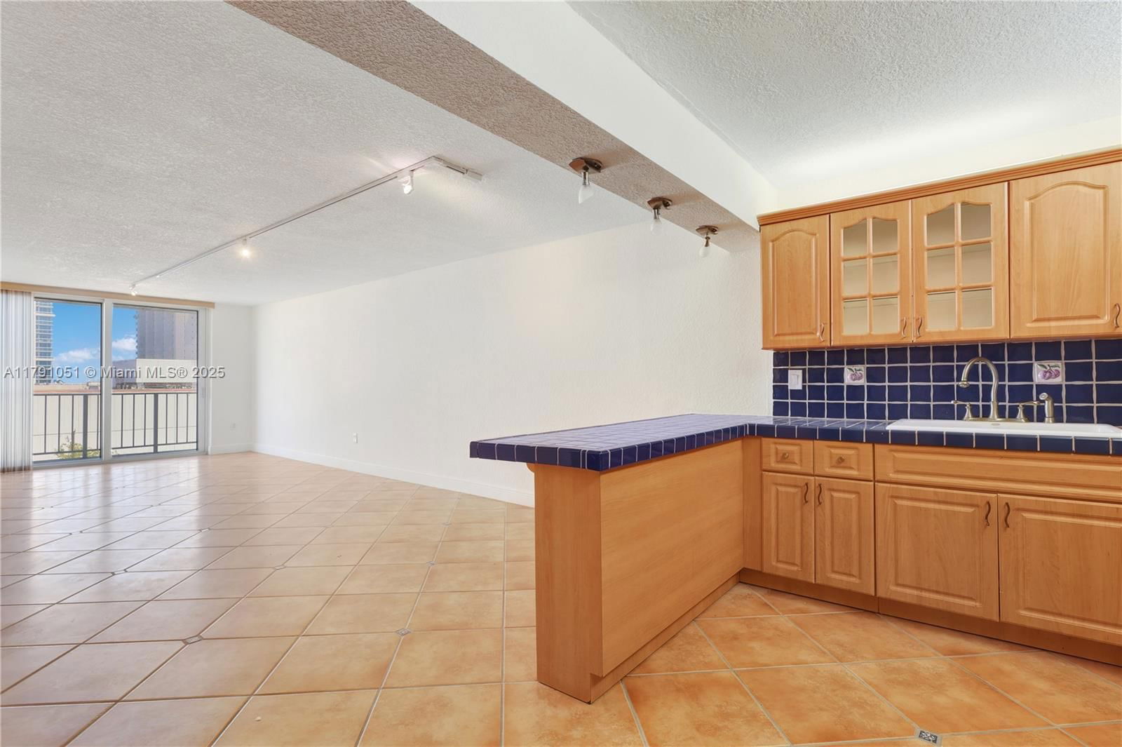 Real estate property located at 6801 Indian Creek Dr #602, Miami-dade, Boston Plaza Condo, Miami Beach, FL