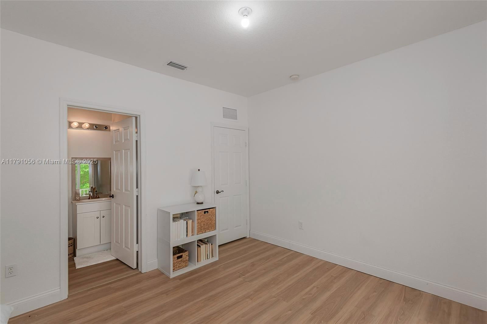Real estate property located at 1966 23rd Ter, Miami-dade, Towngate North, Homestead, FL