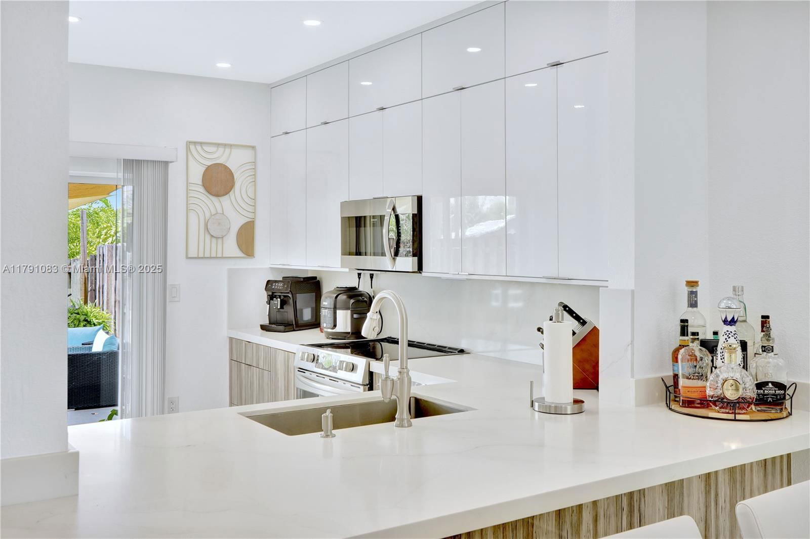Real estate property located at 16922 138th Ct, Miami-dade, Cazadores Sub North, Miami, FL