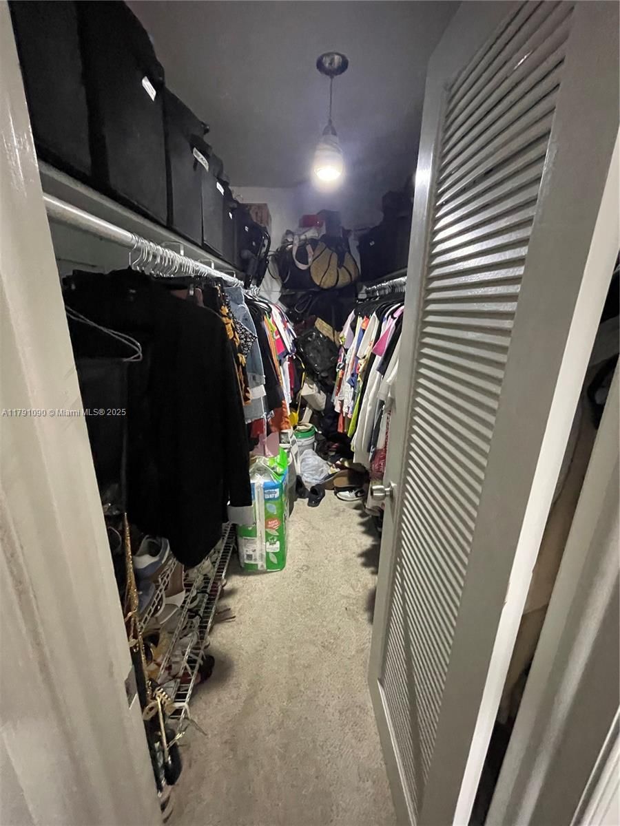 Real estate property located at 9520 8th St #211, Miami-dade, La Fuente Condo, Miami, FL
