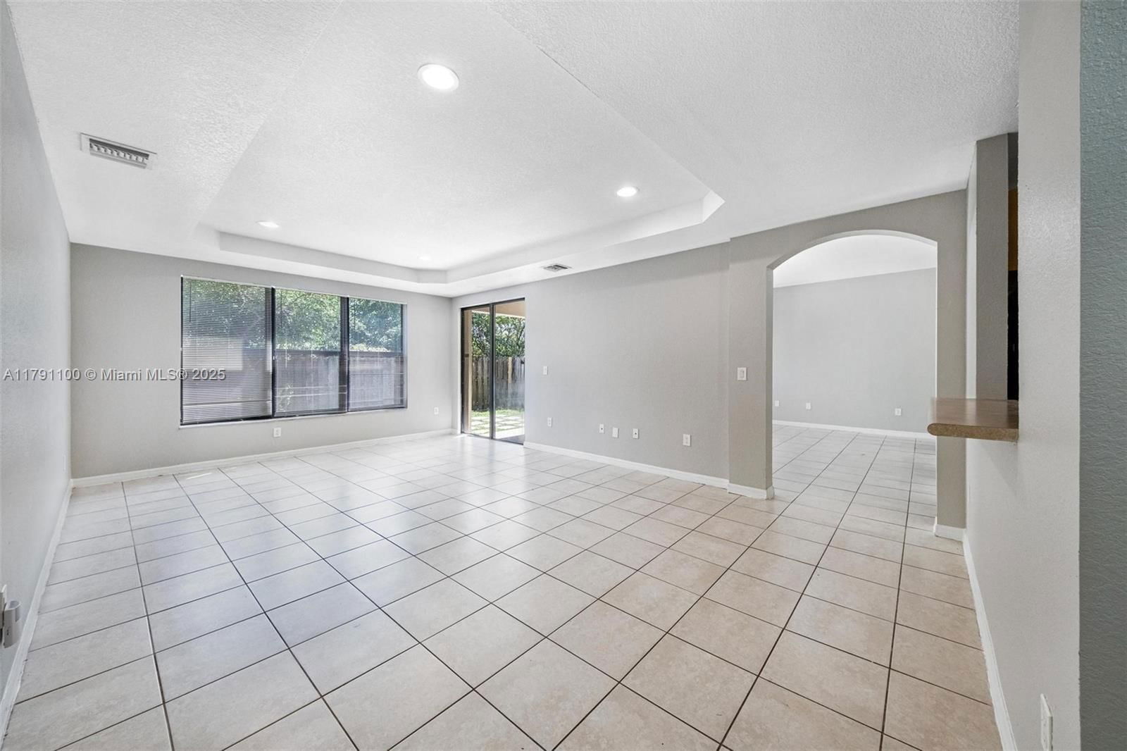 Real estate property located at 8904 229th St, Miami-dade, Trellis At Bayshore, Cutler Bay, FL