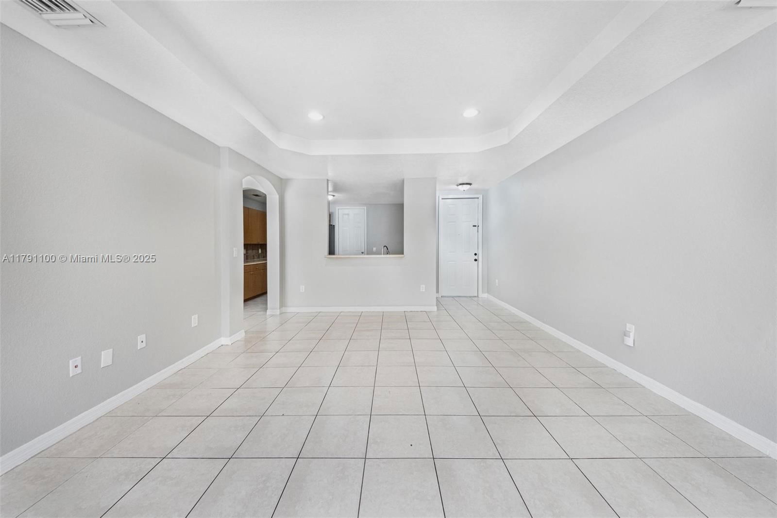 Real estate property located at 8904 229th St, Miami-dade, Trellis At Bayshore, Cutler Bay, FL