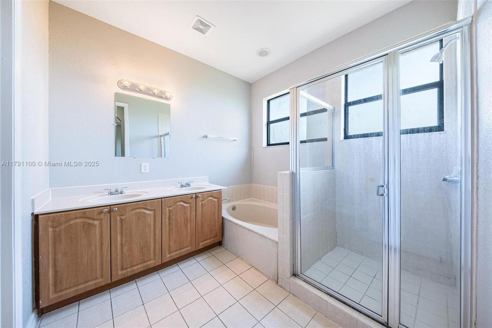 Real estate property located at 8904 229th St, Miami-dade, Trellis At Bayshore, Cutler Bay, FL