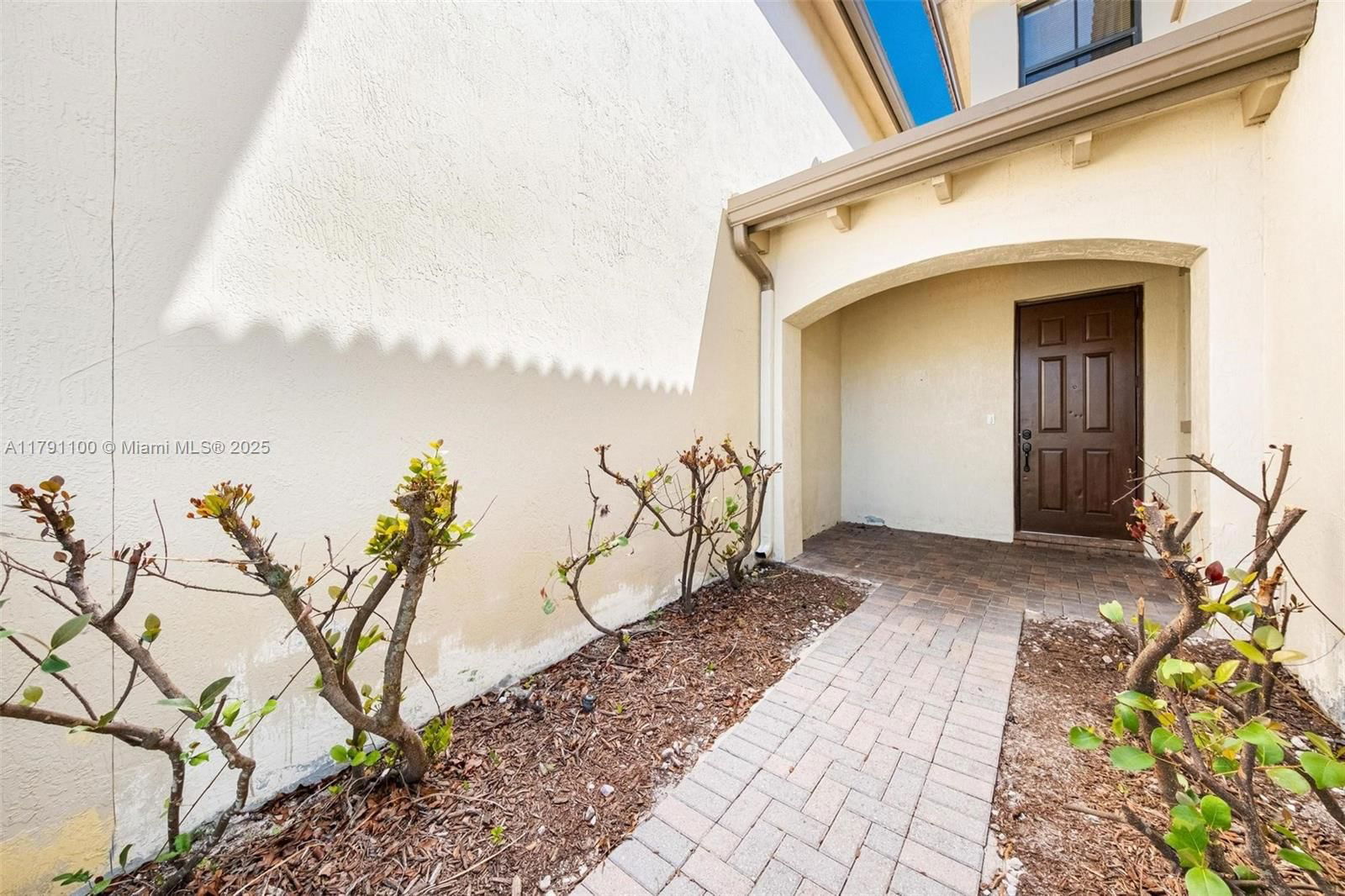 Real estate property located at 8904 229th St, Miami-dade, Trellis At Bayshore, Cutler Bay, FL
