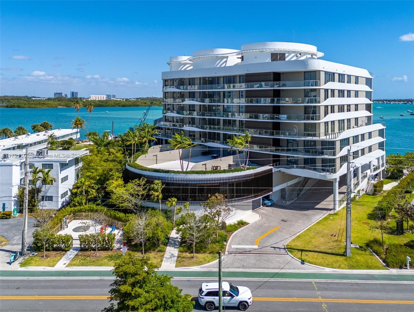 Real estate property located at 1135 103rd St #606, Miami-dade, Bay Harbor Islands, Bay Harbor Islands, FL