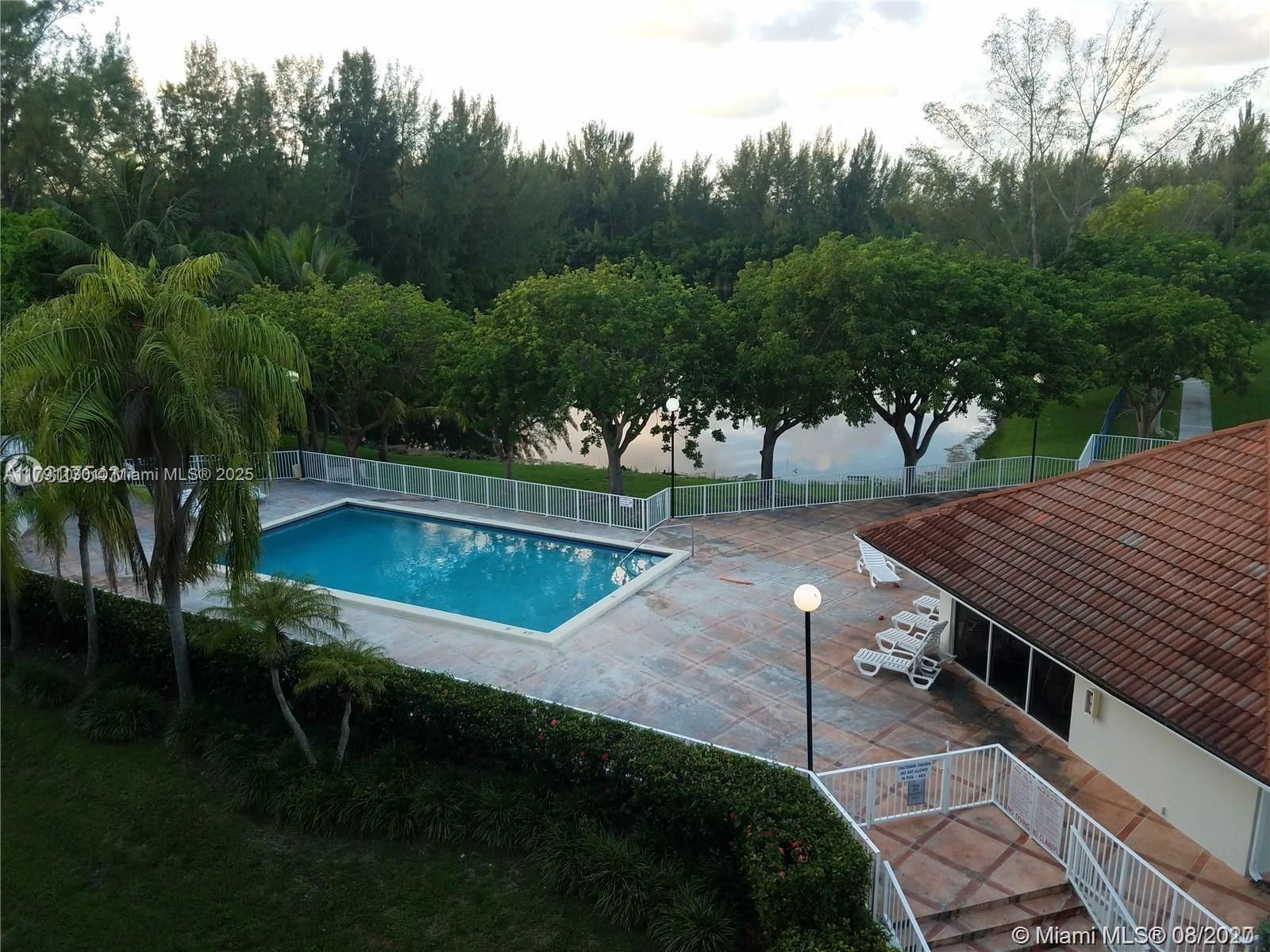 Real estate property located at 8240 210th St #313, Miami-dade, Saga Bay Gardens Condo, Cutler Bay, FL