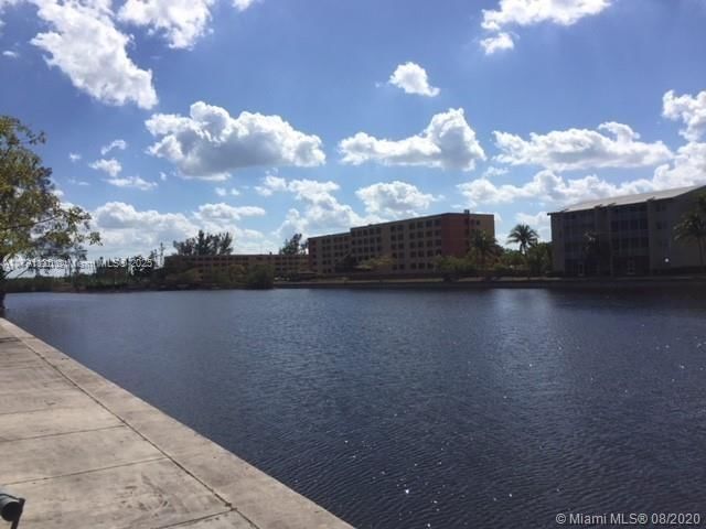 Real estate property located at 8240 210th St #313, Miami-dade, Saga Bay Gardens Condo, Cutler Bay, FL