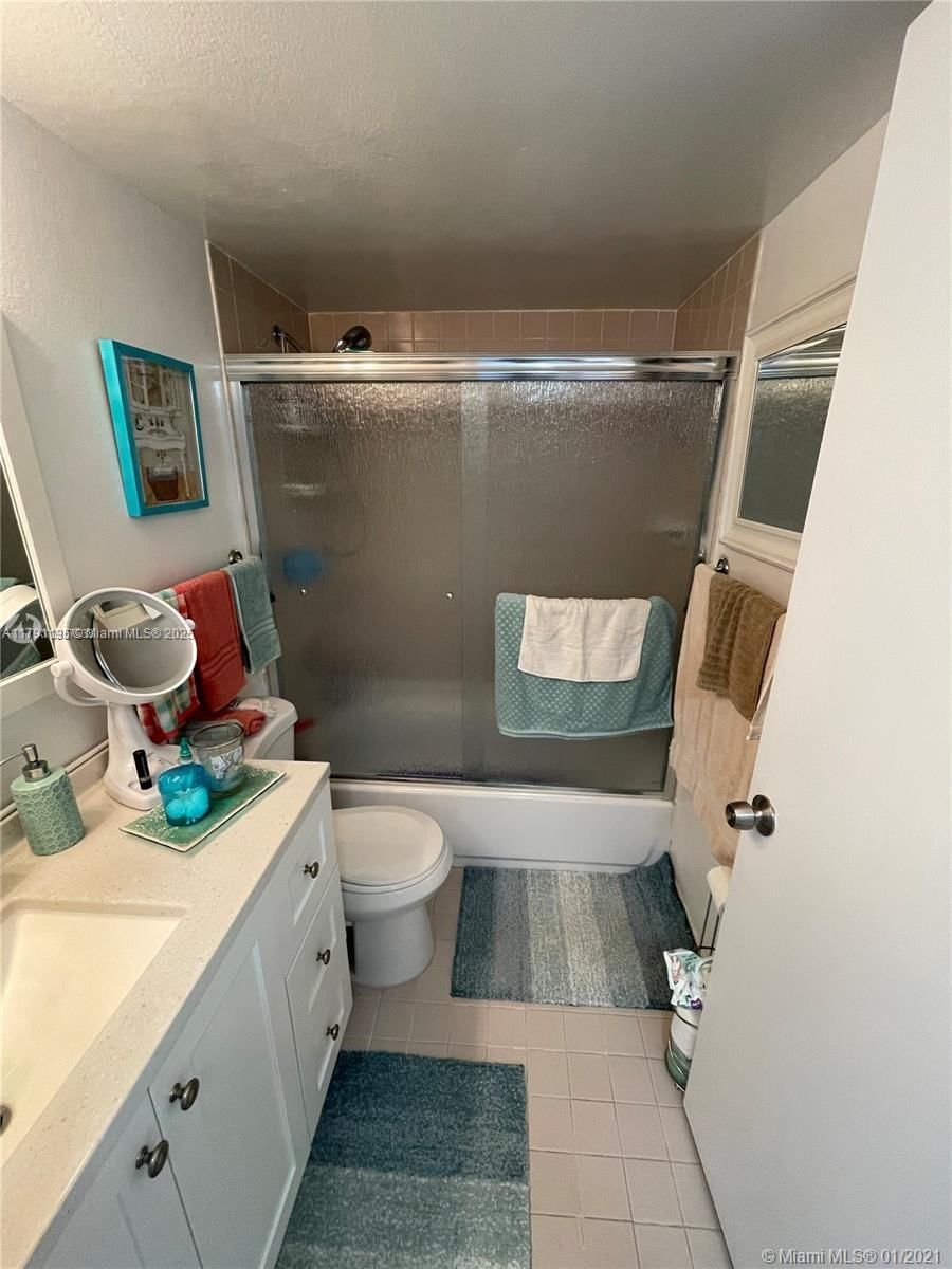 Real estate property located at 8240 210th St #214, Miami-dade, Saga Bay Gardens Condo, Cutler Bay, FL