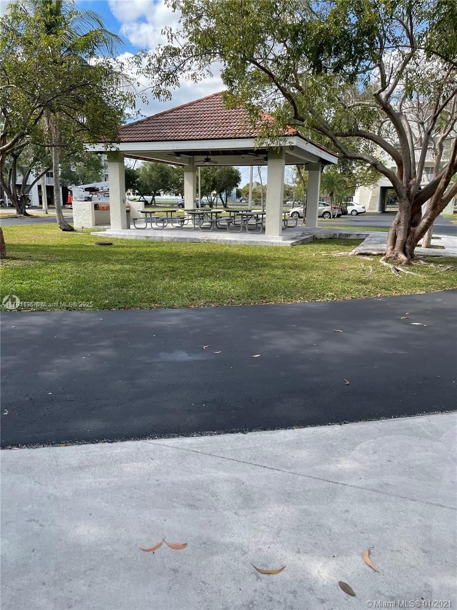Real estate property located at 8240 210th St #214, Miami-dade, Saga Bay Gardens Condo, Cutler Bay, FL