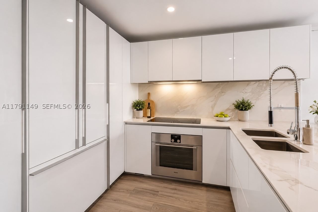 Real estate property located at 10201 Collins Ave #605, Miami-dade, Oceana Bal Harbour Condo, Bal Harbour, FL