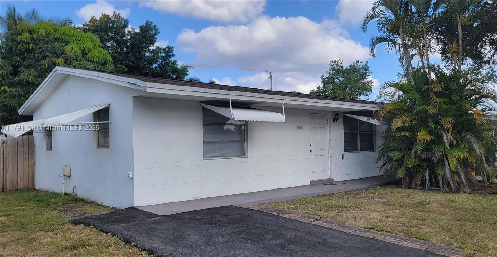 Real estate property located at 5010 93rd Ave, Broward, Cooper Colony Estates, Cooper City, FL