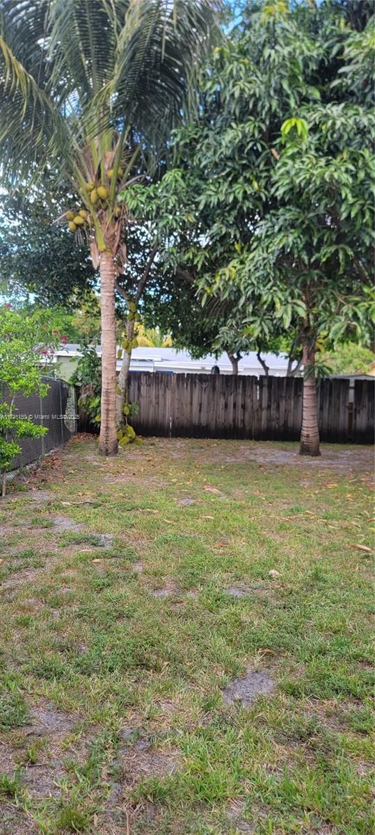 Real estate property located at 5010 93rd Ave, Broward, Cooper Colony Estates, Cooper City, FL