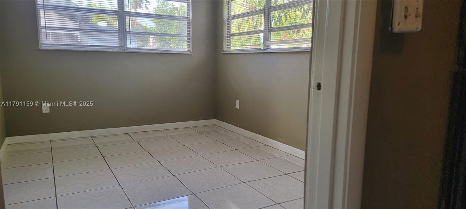 Real estate property located at 5010 93rd Ave, Broward, Cooper Colony Estates, Cooper City, FL