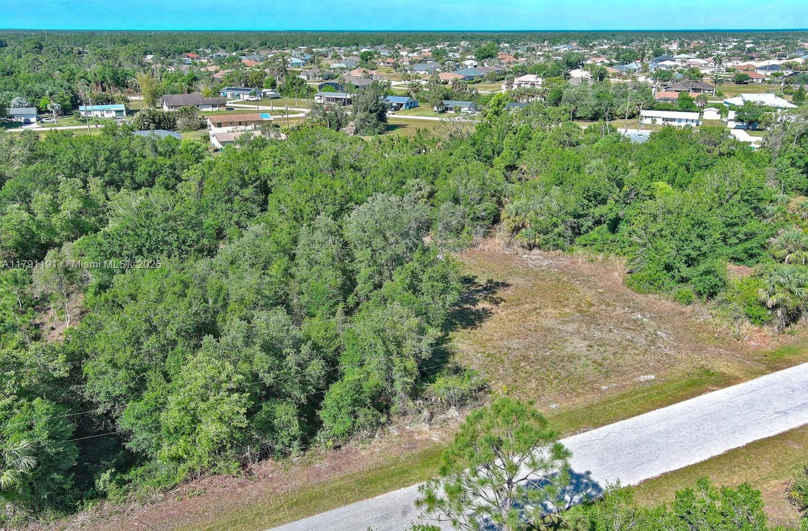 Real estate property located at 11117 1st Ave, Charlotte, Punta Gorda, Punta Gorda, FL