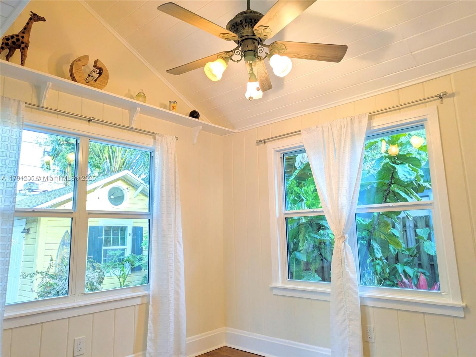 Real estate property located at 550 13th Ave, Broward, Riverside Add Amen Plat, Fort Lauderdale, FL