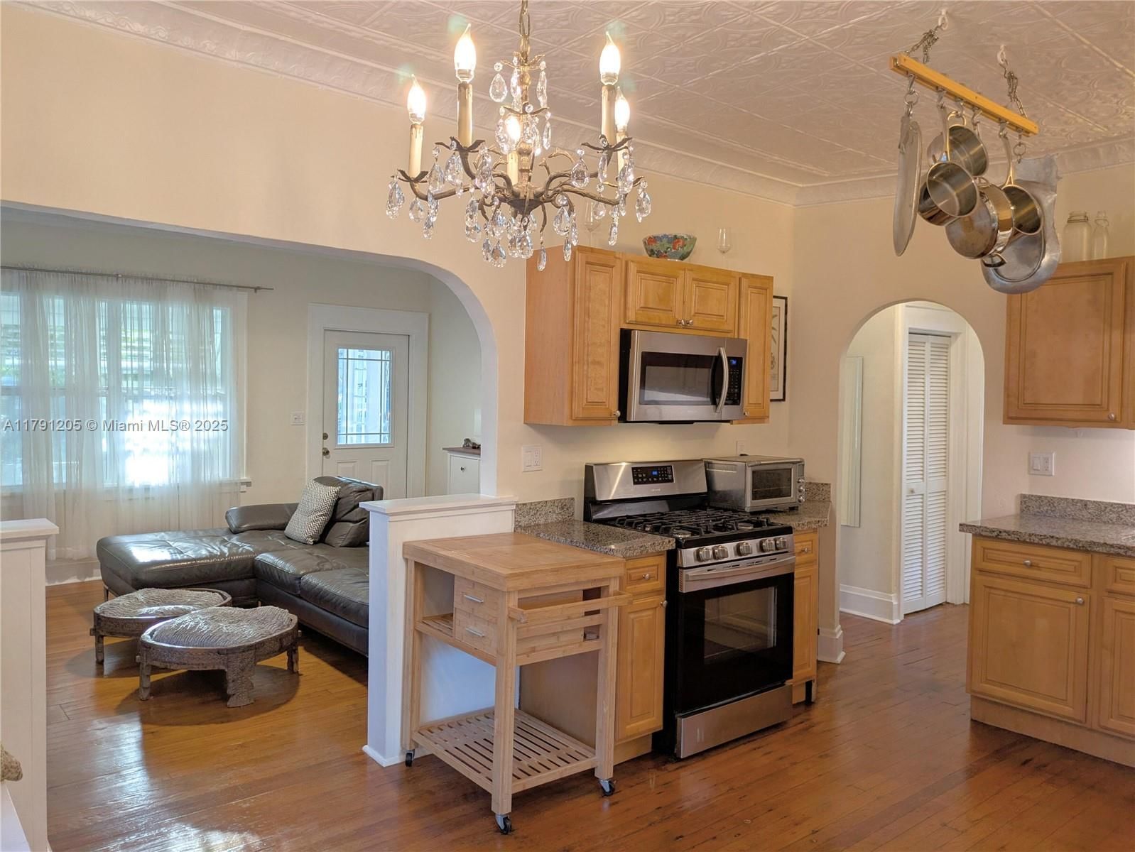 Real estate property located at 550 13th Ave, Broward, Riverside Add Amen Plat, Fort Lauderdale, FL