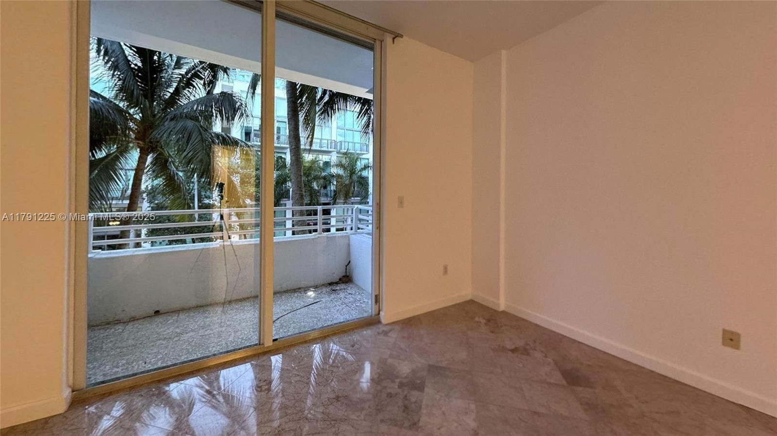 Real estate property located at 5970 Indian Creek Dr #302, Miami-dade, Nautica Condo, Miami Beach, FL