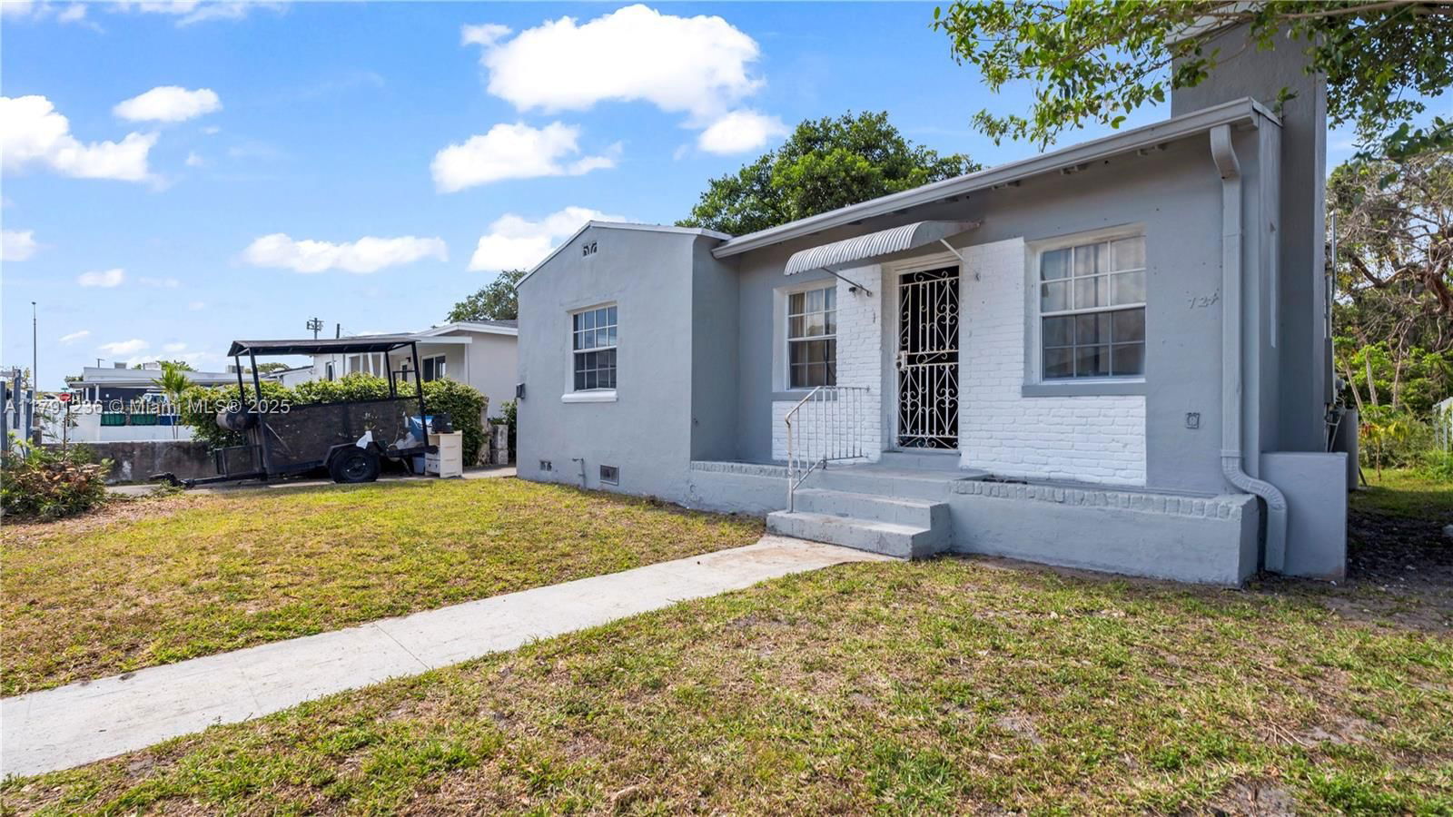 Real estate property located at 724 77th St, Miami-dade, Stephens Manor, Miami, FL