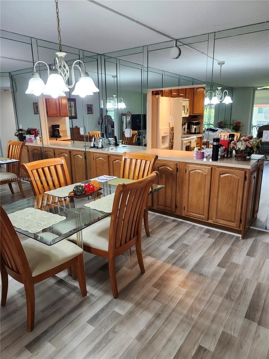 Real estate property located at 9420 Hollybrook Lake Dr #302, Broward, Hollybrook Golf And, Pembroke Pines, FL