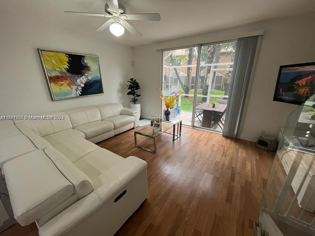 Real estate property located at 1380 CORONADO RD, Broward, Sectors 3 & 4 Boundary Pl, Weston, FL