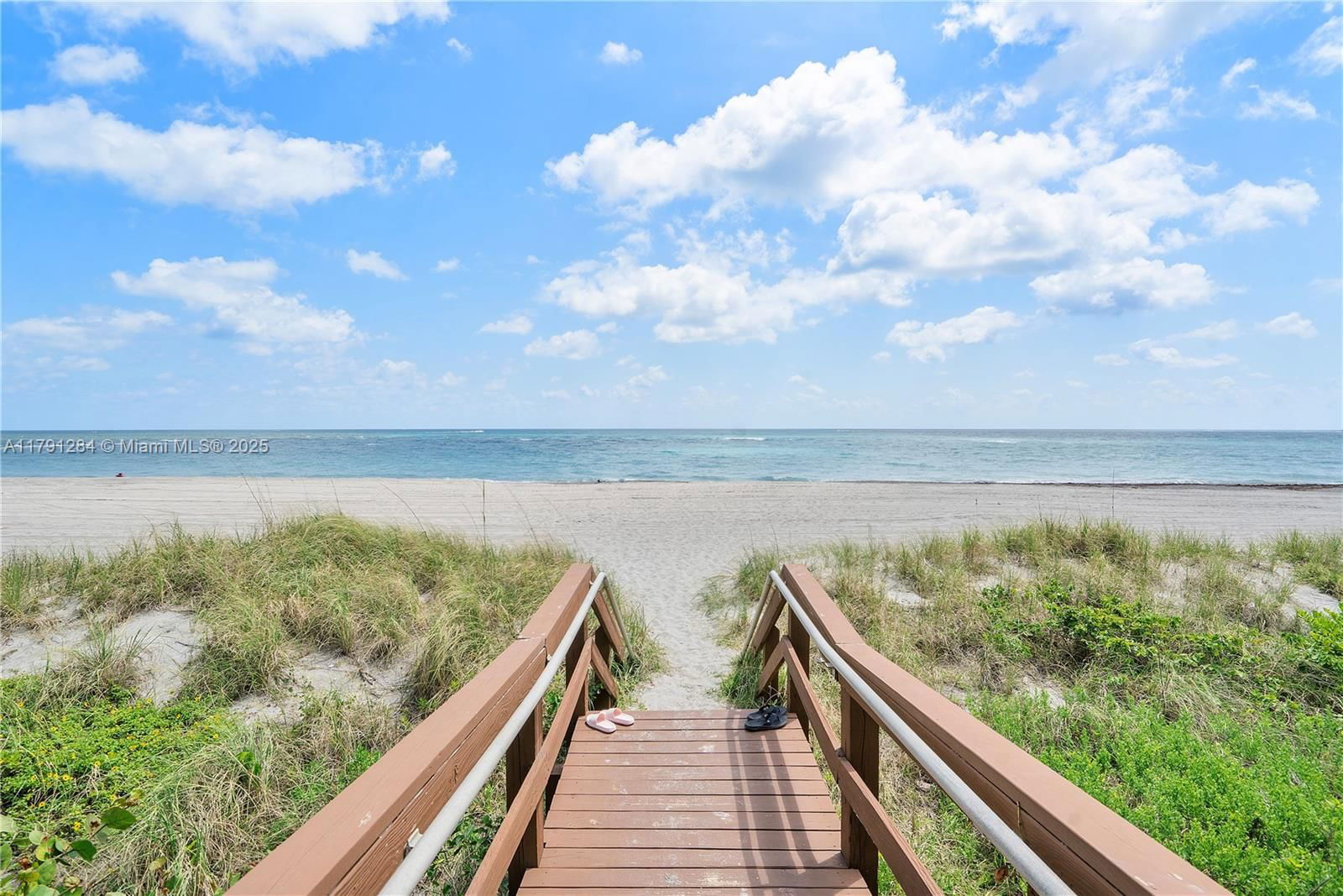 Real estate property located at 400 Ocean Trail Way #302, Palm Beach, Ocean Trail Condo Iv, Jupiter, FL