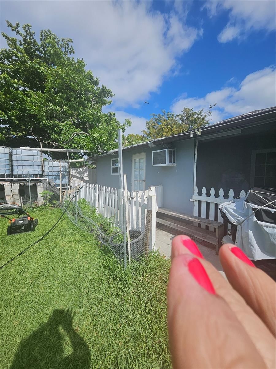 Real estate property located at 3028 95th St, Miami-dade, The Tropics Amd, Miami, FL