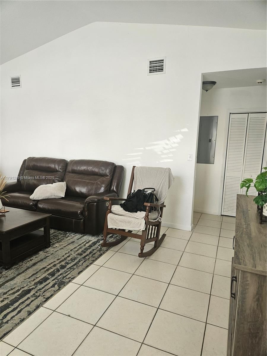 Real estate property located at 3028 95th St, Miami-dade, The Tropics Amd, Miami, FL