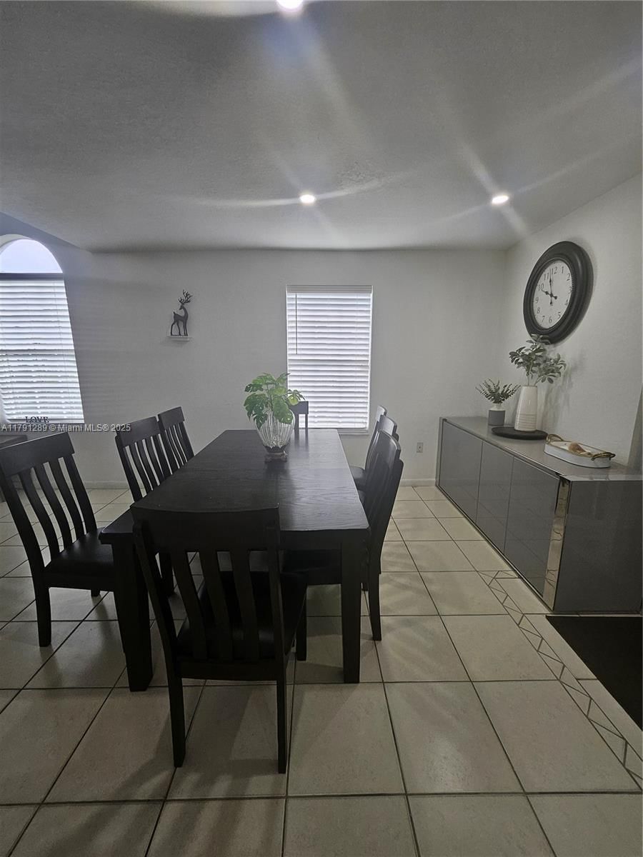 Real estate property located at 3028 95th St, Miami-dade, The Tropics Amd, Miami, FL