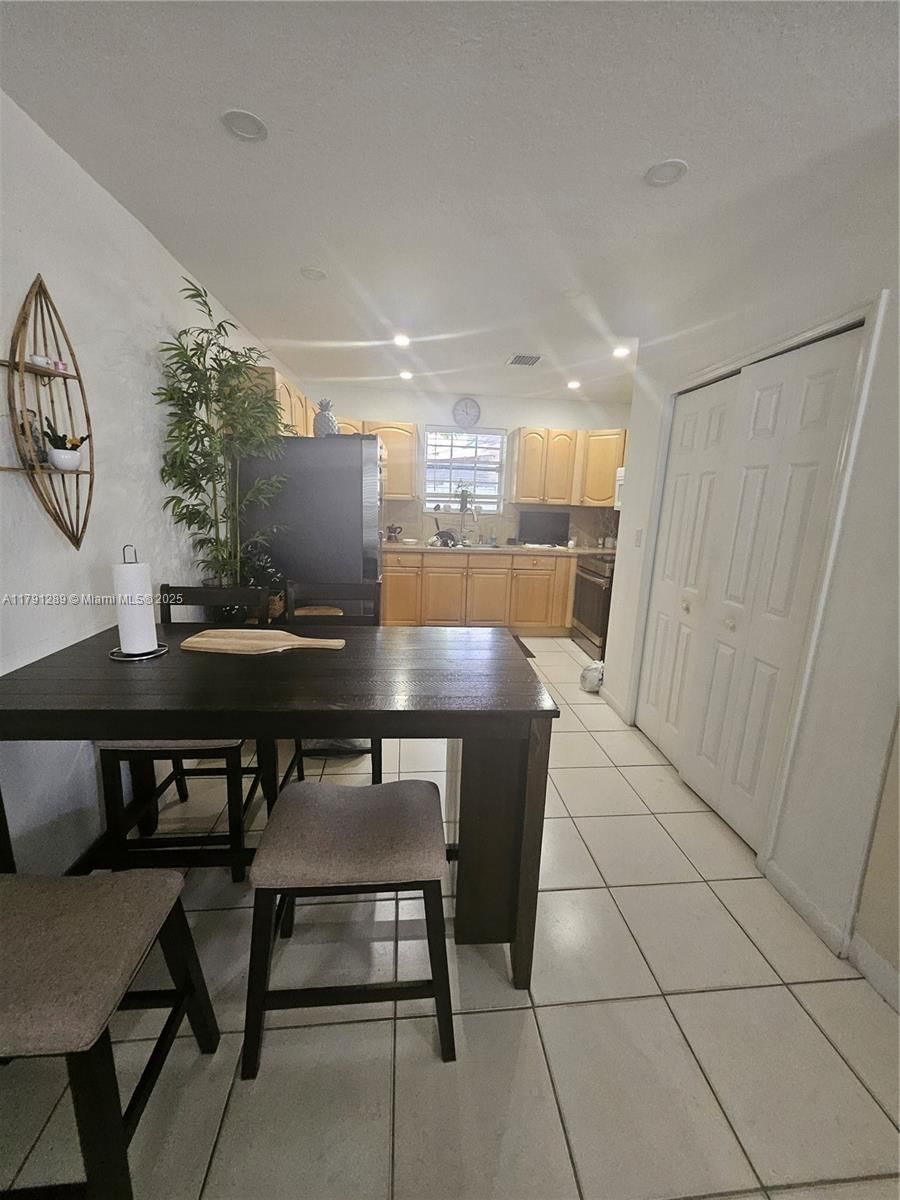 Real estate property located at 3028 95th St, Miami-dade, The Tropics Amd, Miami, FL