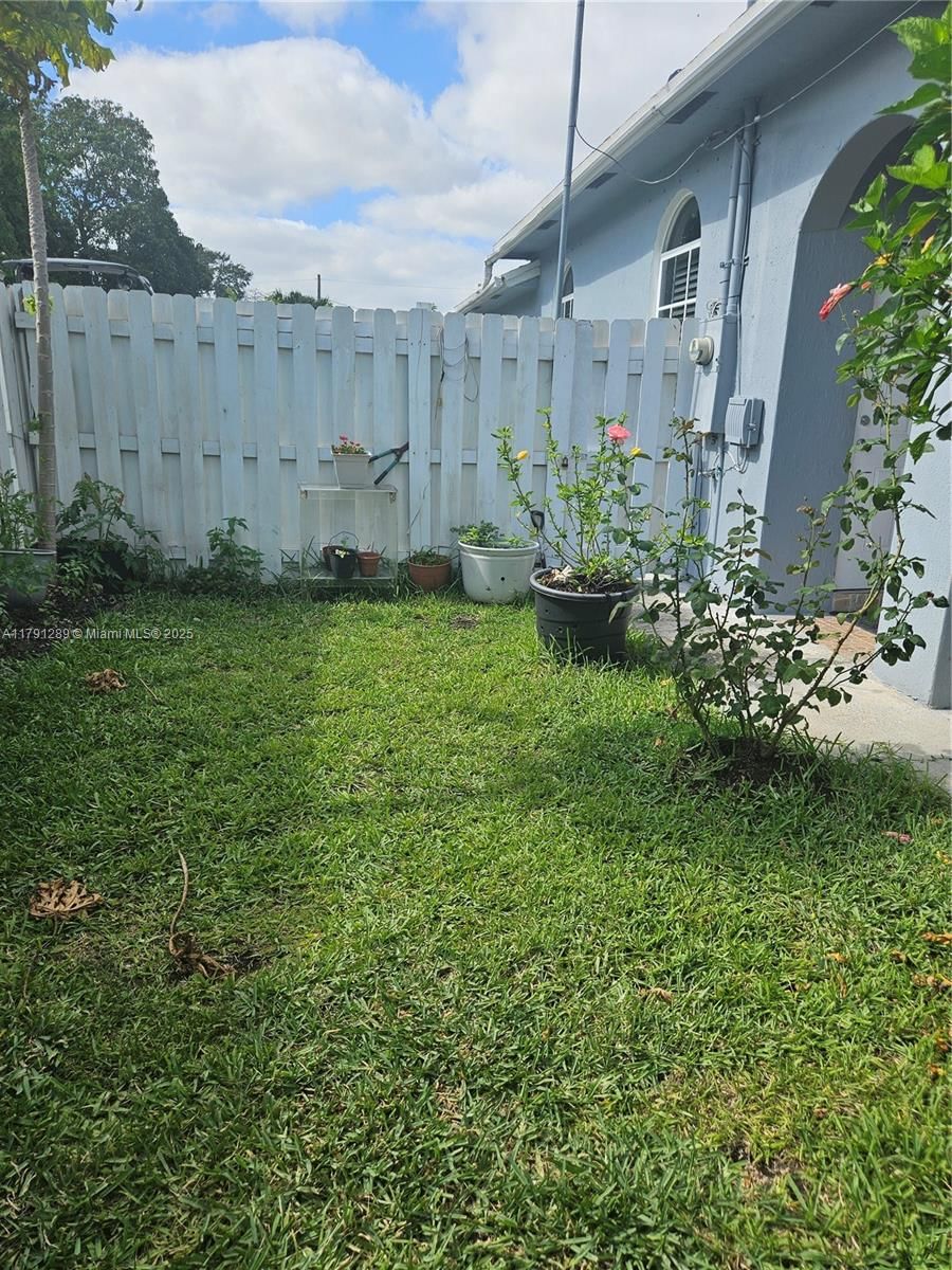 Real estate property located at 3028 95th St, Miami-dade, The Tropics Amd, Miami, FL