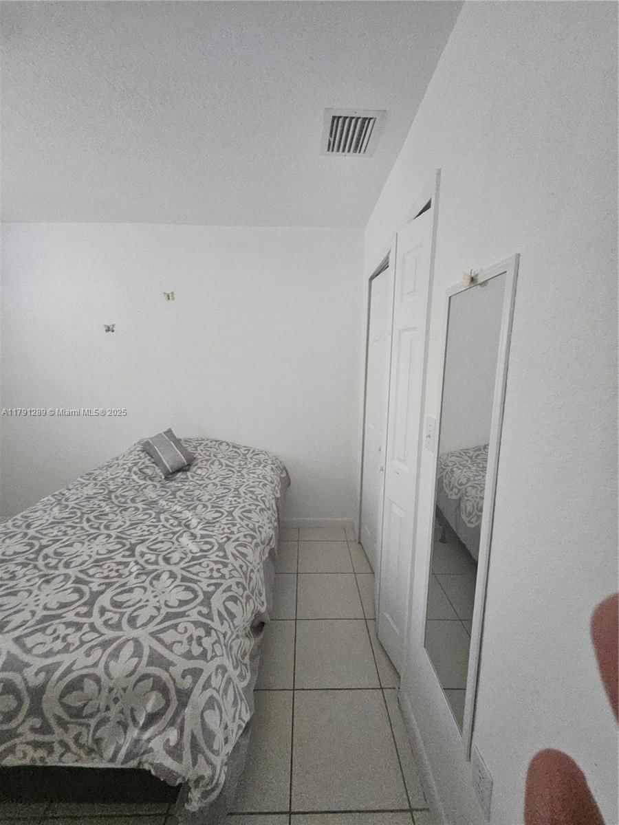 Real estate property located at 3028 95th St, Miami-dade, The Tropics Amd, Miami, FL