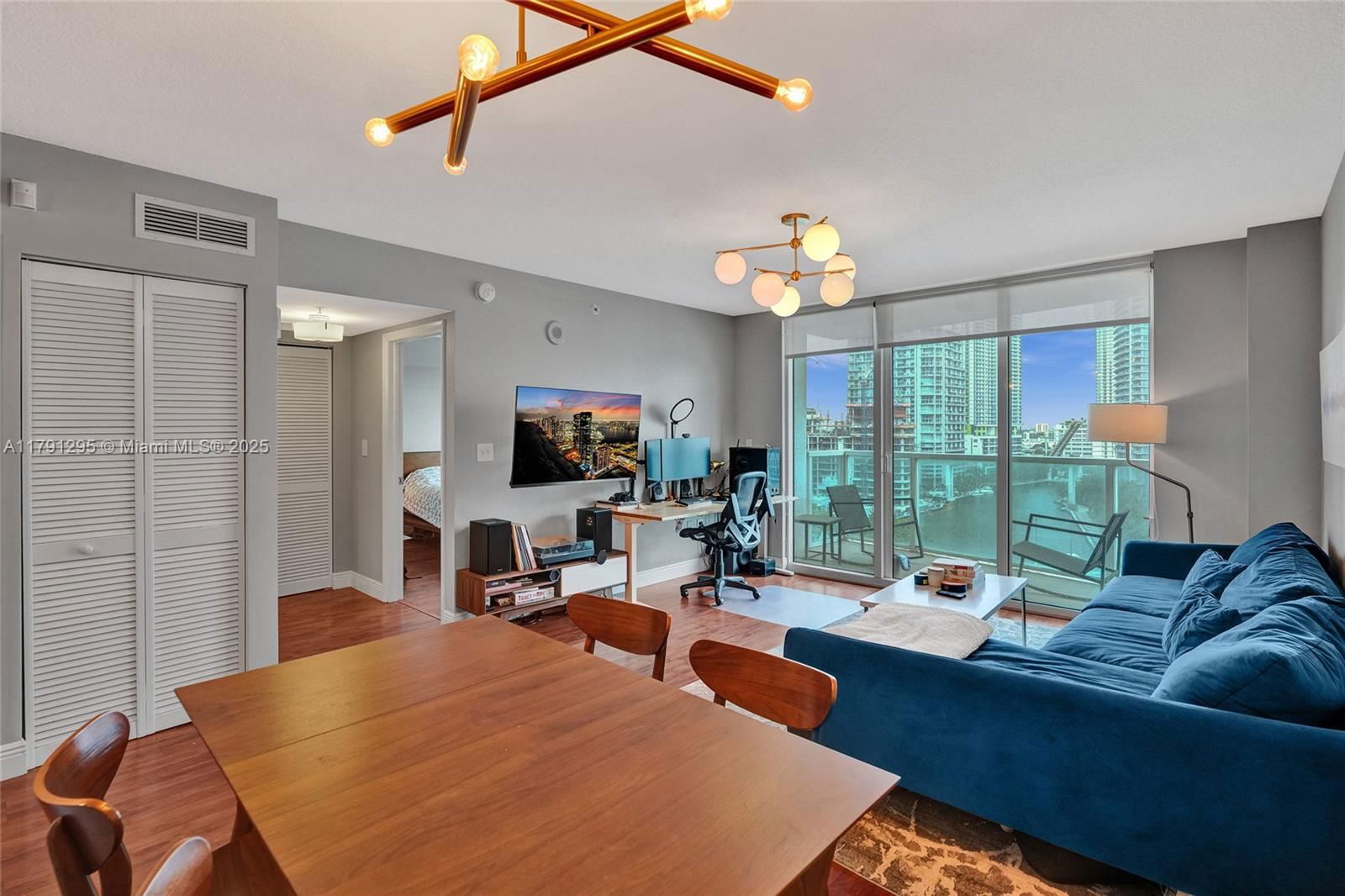 Real estate property located at 31 5th St #1505, Miami-dade, Brickell On The River N T, Miami, FL
