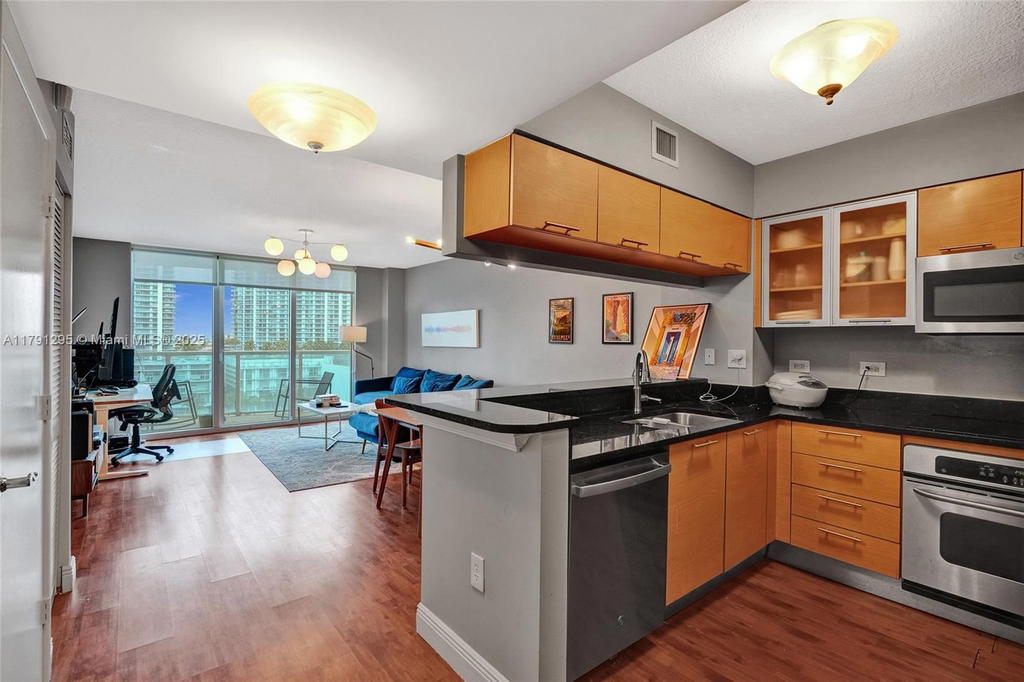 Real estate property located at 31 5th St #1505, Miami-dade, Brickell On The River N T, Miami, FL