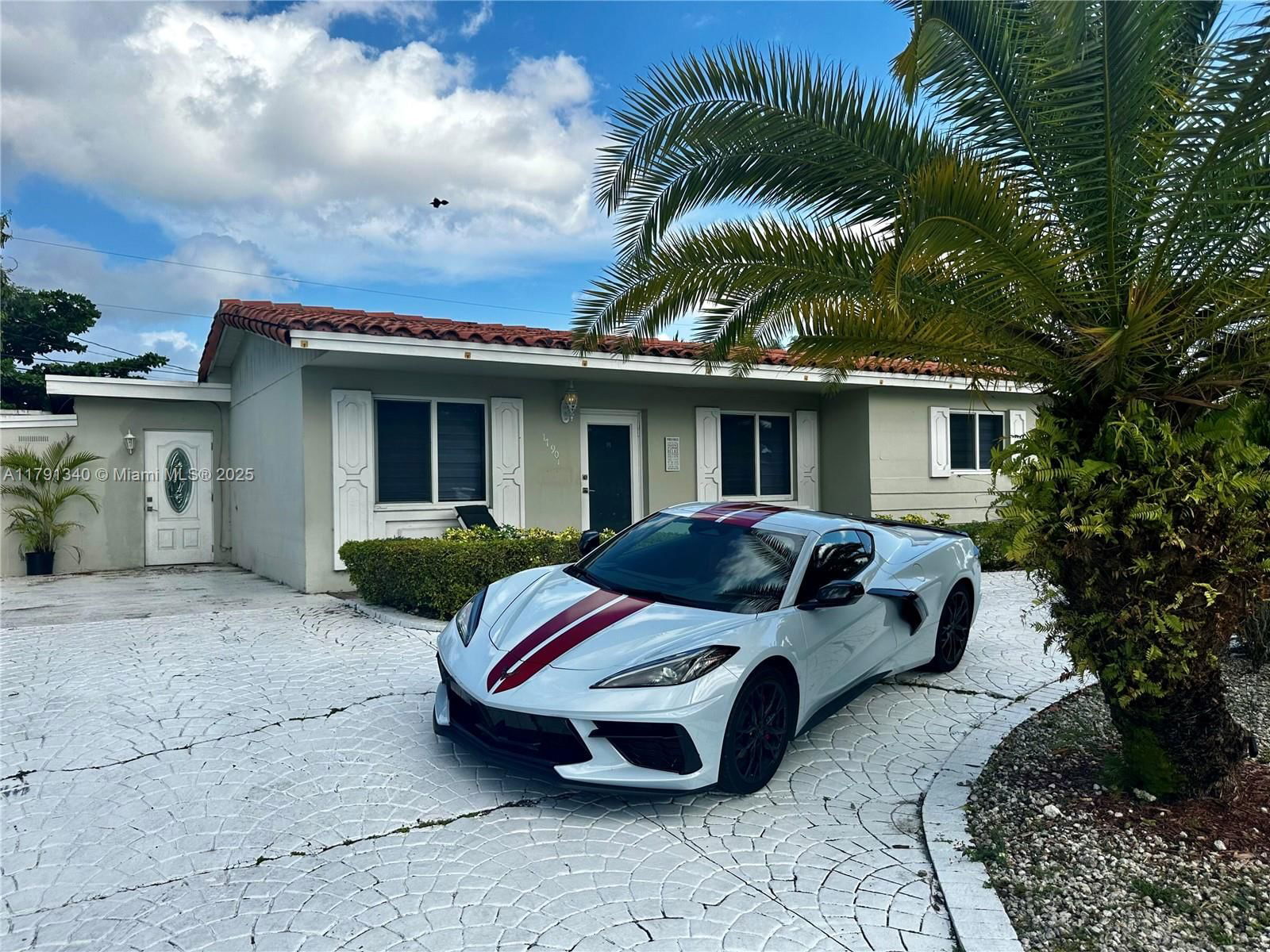 Real estate property located at 17901 82nd Ave, Miami-dade, Palm Springs North Sec N, Hialeah, FL